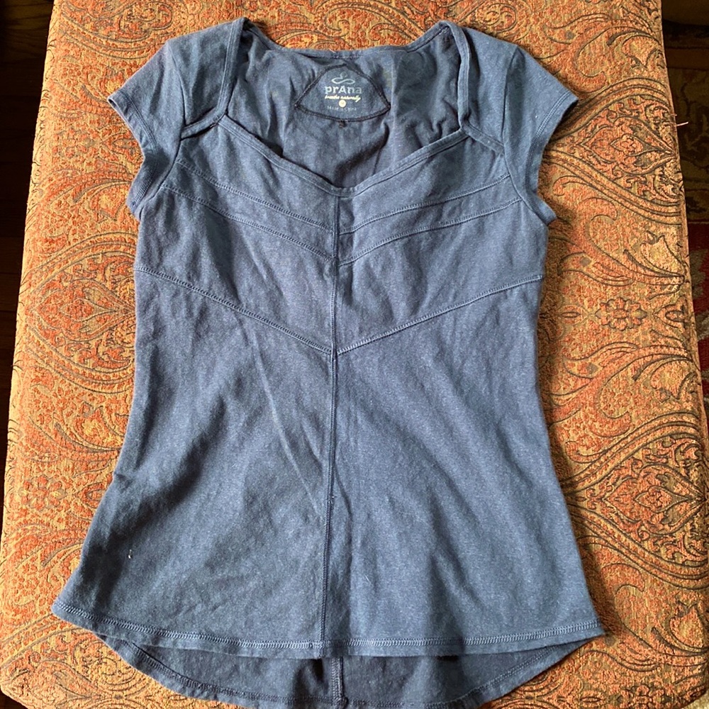 Prana Gray Fitted Cap Sleeve Blouse